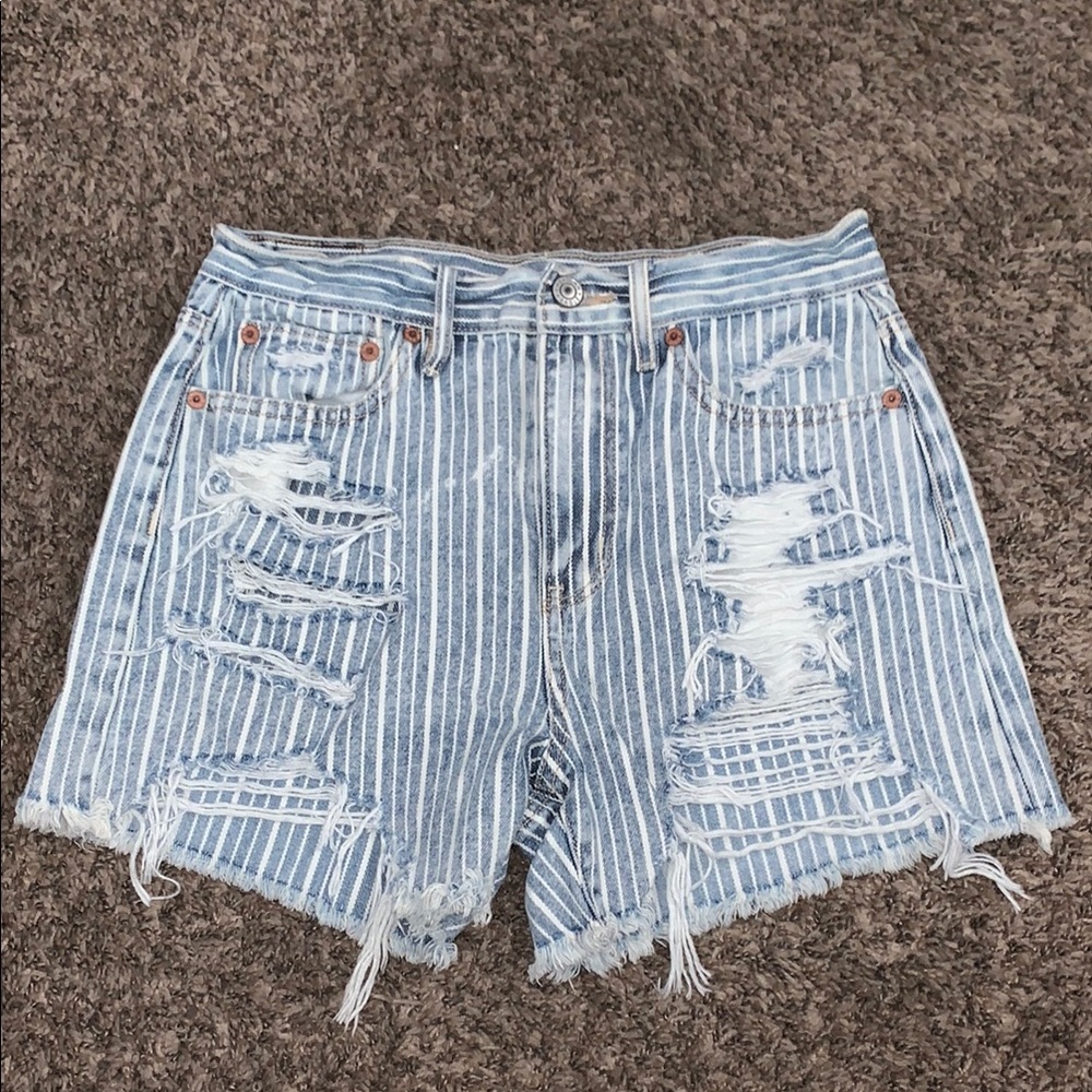 American Eagle Distressed Blue Striped Women's Shorts size 0